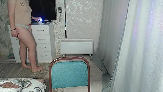 Snapshot of MelissaXKinky chatting on February 2025 06:50:01 PM MelissaXKinky online show from February 2025 06:50:01 PM