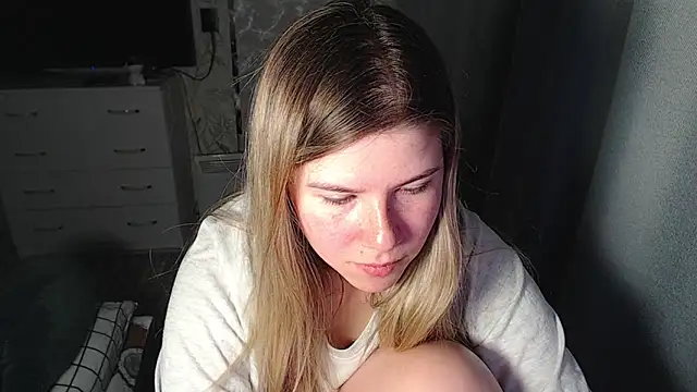 Snapshot of MelissaXKinky chatting on March 2025 10:08:01 PM MelissaXKinky online show from March 2025 10:08:01 PM