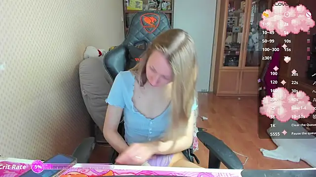 Snapshot of cutieMila chatting on November 2025 06:13:01 AM cutieMila online show from November 2025 06:13:01 AM