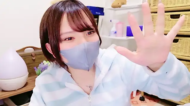 senachinnn online show from November 2025 05:11:02 AM