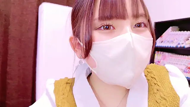 senachinnn online show from February 2025 12:05:02 PM