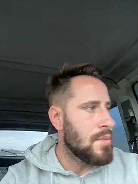 GeoGeorgee online show from December 2025 01:43:02 PM