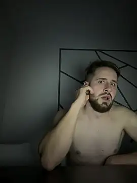 GeoGeorgee online show from February 2025 09:49:01 PM