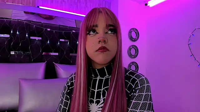 Charlotte Myers online show from March 2025 11:22:02 AM