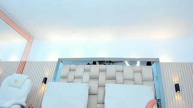 Snapshot of Dalia-Prada chatting on November 2025 11:16:01 PM Dalia-Prada online show from November 2025 11:16:01 PM