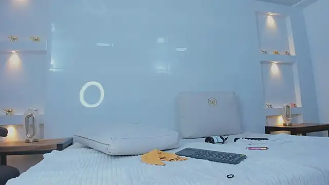 Dalia-Prada online show from March 2026 08:30:01 AM