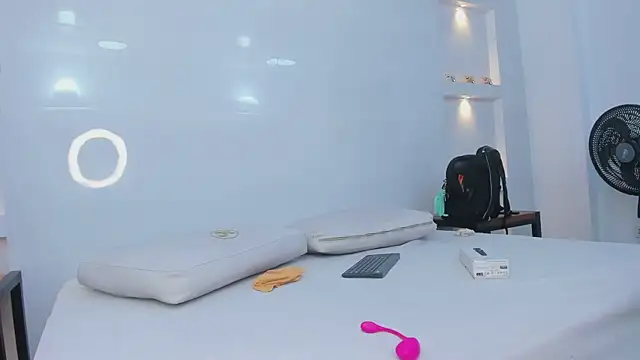 Dalia-Prada online show from April 2026 07:45:01 AM