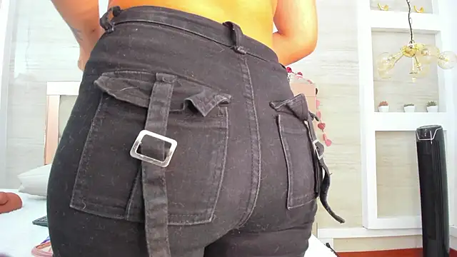 Dalia-Prada online show from February 2026 04:42:01 AM