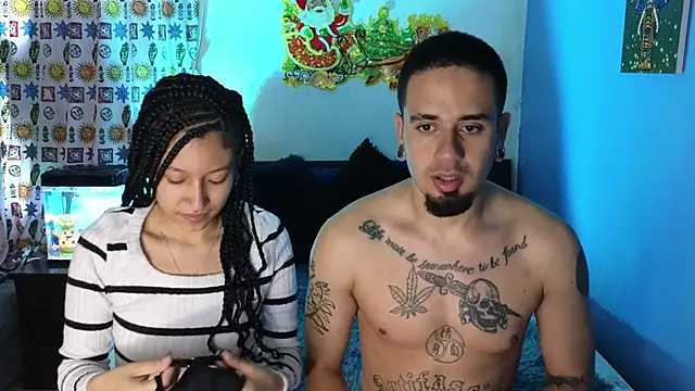 Snapshot of tony_and_sophia chatting on December 2025 11:11:01 AM tony and sophia online show from December 2025 11:11:01 AM