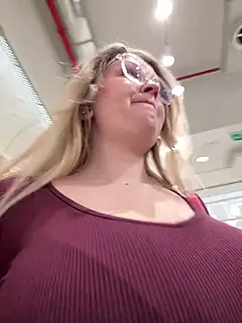 Teya moon  online show from January 2026 09:34:02 AM