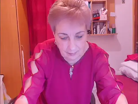 Snapshot of Victoria5643 chatting on December 2025 02:04:01 PM Victoria5643 online show from December 2025 02:04:01 PM