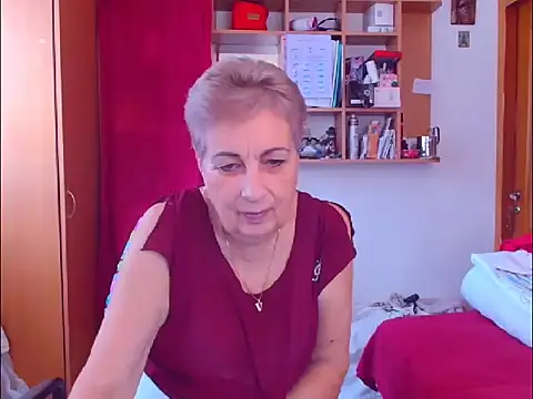 Snapshot of Victoria5643 chatting on October 2025 06:37:02 AM Victoria5643 online show from October 2025 06:37:02 AM