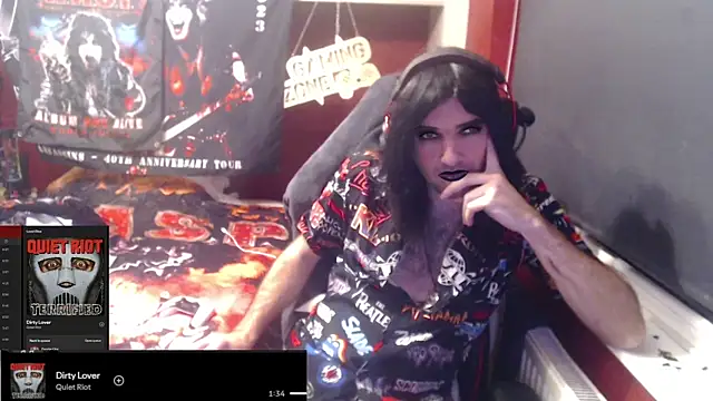 Rocker Assassin66630 online show from December 2025 06:47:01 PM