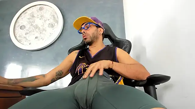 Bryan Bronx online show from September 2025 02:24:01 PM