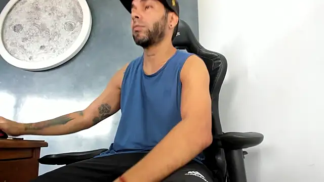 Bryan Bronx online show from September 2025 01:44:02 PM