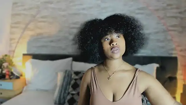 Anneth  M online show from November 2025 07:39:01 PM