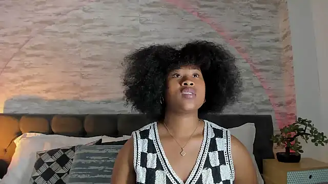 Anneth  M online show from November 2025 07:46:02 PM