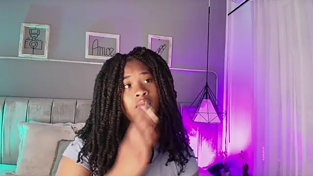 Anneth  M online show from March 2025 07:53:01 PM