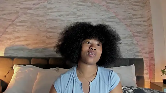 Anneth  M online show from October 2025 07:59:02 PM