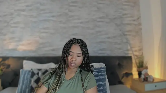 Snapshot of Anneth__M chatting on June 2026 07:41:01 PM Anneth M online show from June 2026 07:41:01 PM