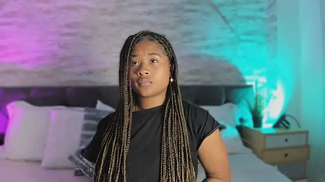 Anneth  M online show from April 2026 07:32:01 PM