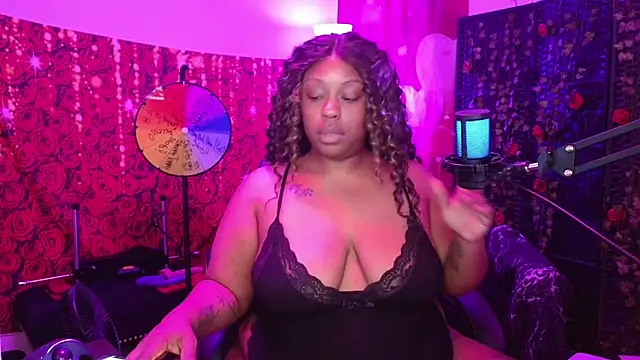 cheriserozequeen online show from April 2026 02:12:02 AM
