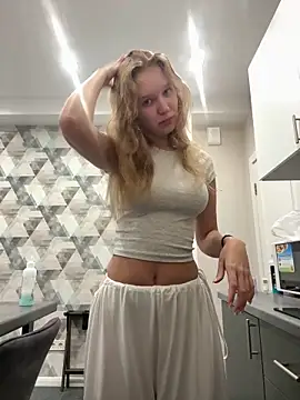 Snapshot of Ketitull chatting on September 2025 05:58:02 AM Ketitull online show from September 2025 05:58:02 AM