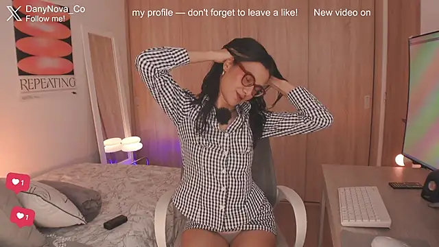 Snapshot of DanyNova_Co chatting on June 2026 09:03:02 PM DanyNova Co online show from June 2026 09:03:02 PM