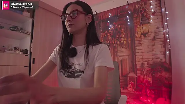 DanyNova Co online show from November 2025 09:19:02 PM