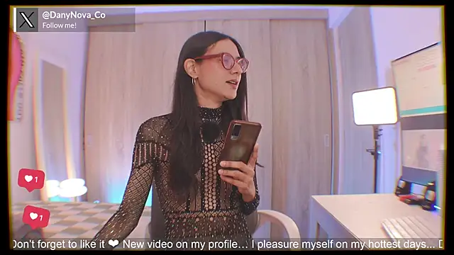 DanyNova Co online show from April 2026 09:17:01 PM