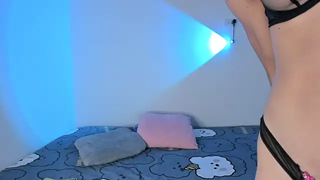 thamara26 online show from October 2025 01:37:02 AM