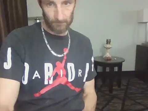 HungStud4You online show from November 2025 04:49:01 AM