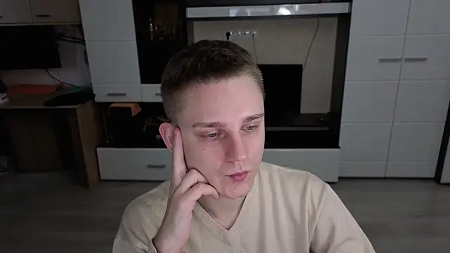 angryzan online show from November 2025 04:38:02 AM