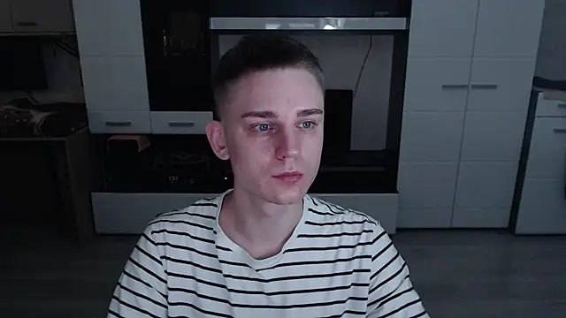 angryzan online show from October 2025 05:17:02 AM