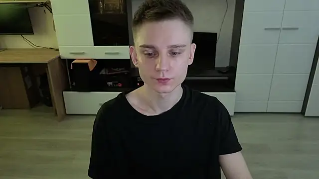 angryzan online show from April 2026 05:46:01 AM