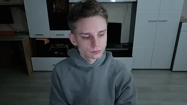 angryzan online show from February 2026 04:34:02 AM