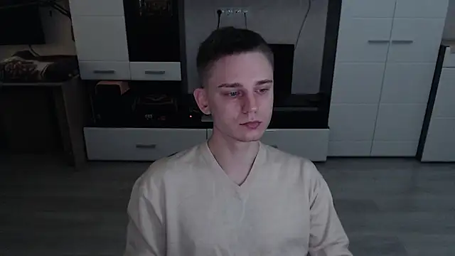 angryzan online show from October 2025 04:33:01 AM