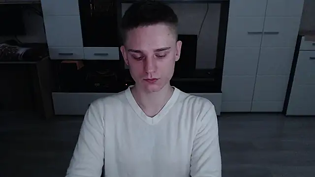 angryzan online show from October 2025 05:19:02 AM