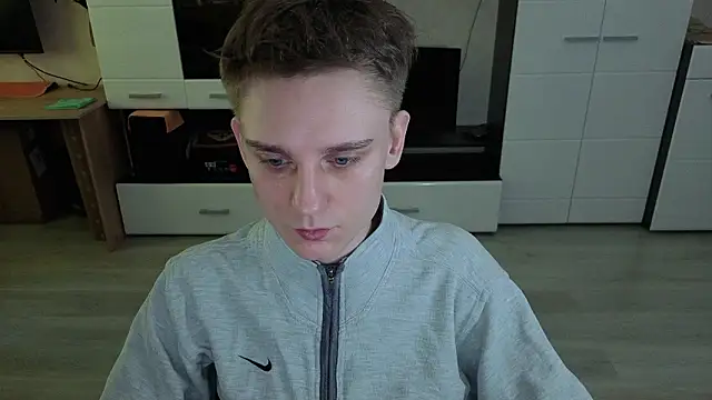 angryzan online show from February 2026 06:13:01 AM