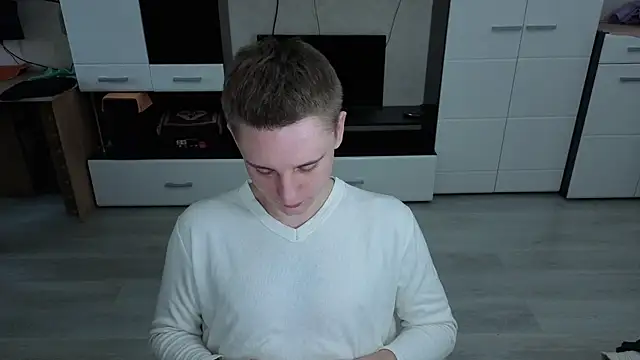 angryzan online show from November 2025 07:01:01 AM