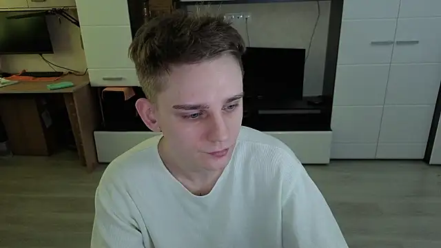 angryzan online show from March 2026 08:00:02 AM