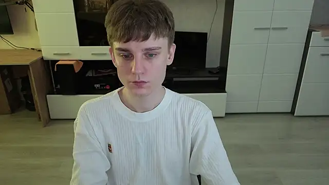 angryzan online show from April 2026 05:09:02 AM