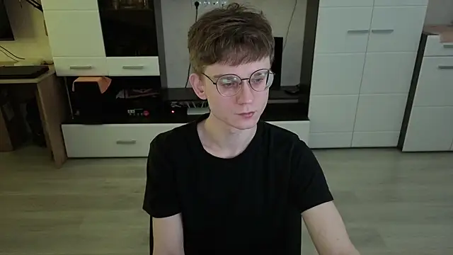 angryzan online show from April 2026 06:09:01 AM