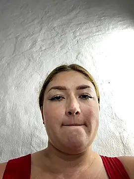 Snapshot of Sofia_Queen17 chatting on October 2025 01:28:02 AM Sofia Queen17 online show from October 2025 01:28:02 AM