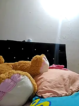 Snapshot of Sofia_Queen17 chatting on February 2025 10:40:01 AM Sofia Queen17 online show from February 2025 10:40:01 AM