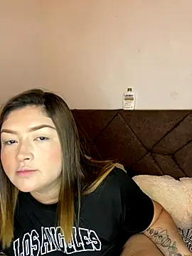 Snapshot of Sofia_Queen17 chatting on September 2025 10:48:02 AM Sofia Queen17 online show from September 2025 10:48:02 AM