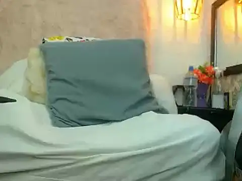 hairy pussywet online show from February 2025 03:17:01 PM