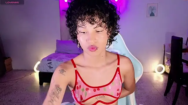 Peggy Funn online show from September 2025 10:37:02 PM