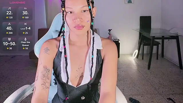 Peggy Funn online show from October 2025 10:12:01 PM