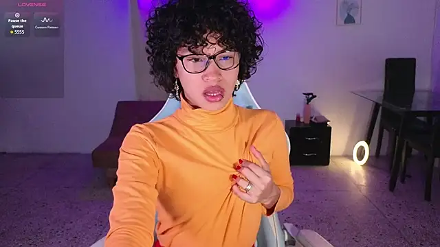 Peggy Funn online show from October 2025 11:44:02 PM